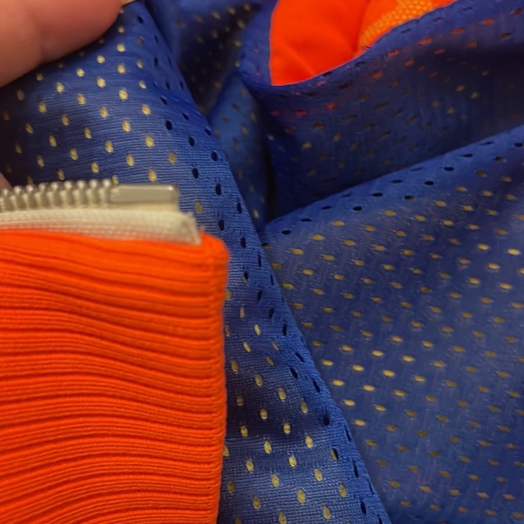 Beautiful Gucci Jacket - Picture 11 of 13